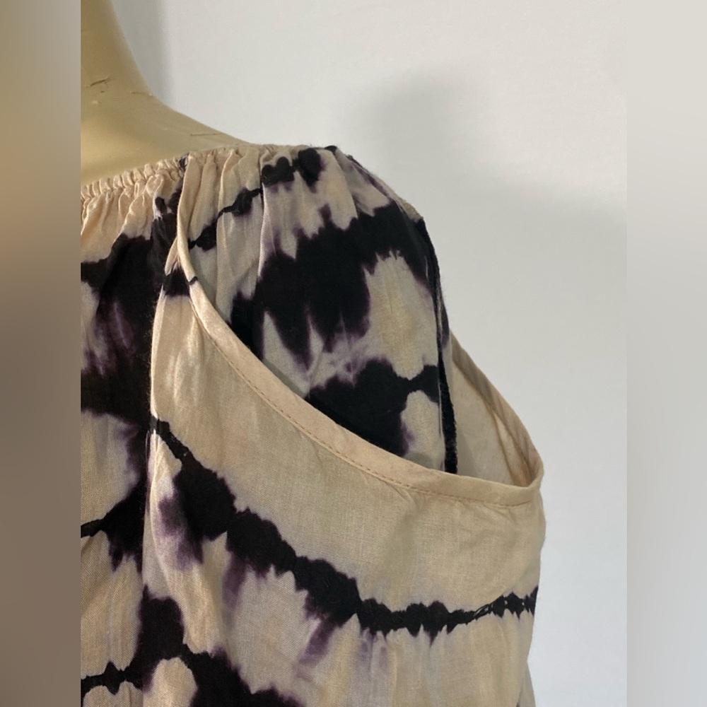 Elan Black and Cream Smocked 3/4 Sleeve Blouse - Picture 6 of 7